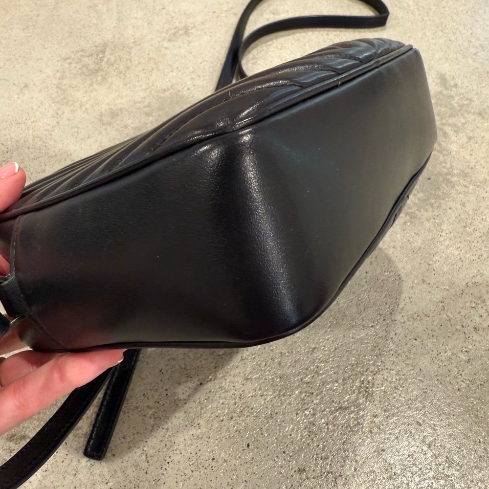 Saint Laurent Crossbody - Picture 3 of 11